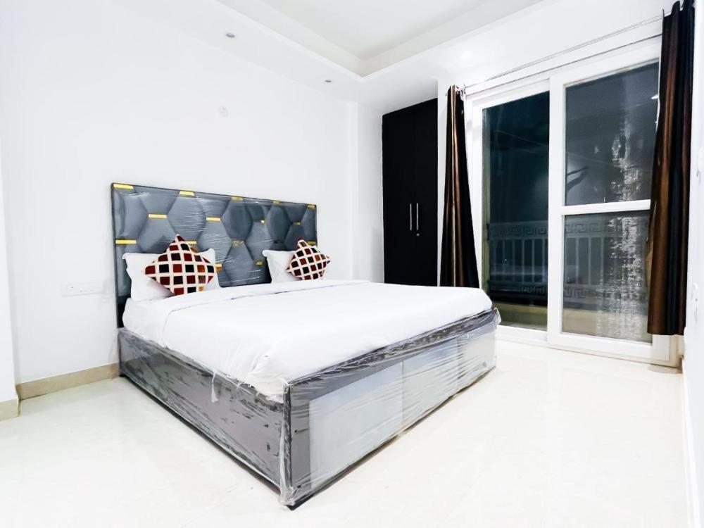 Hotel Max New Delhi Exterior photo